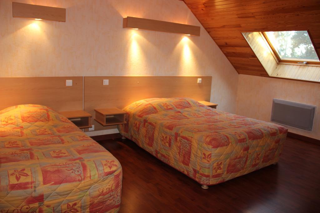 Hotel Restaurant Logis La Meridienne Anglards-de-Saint-Flour Szoba fotó