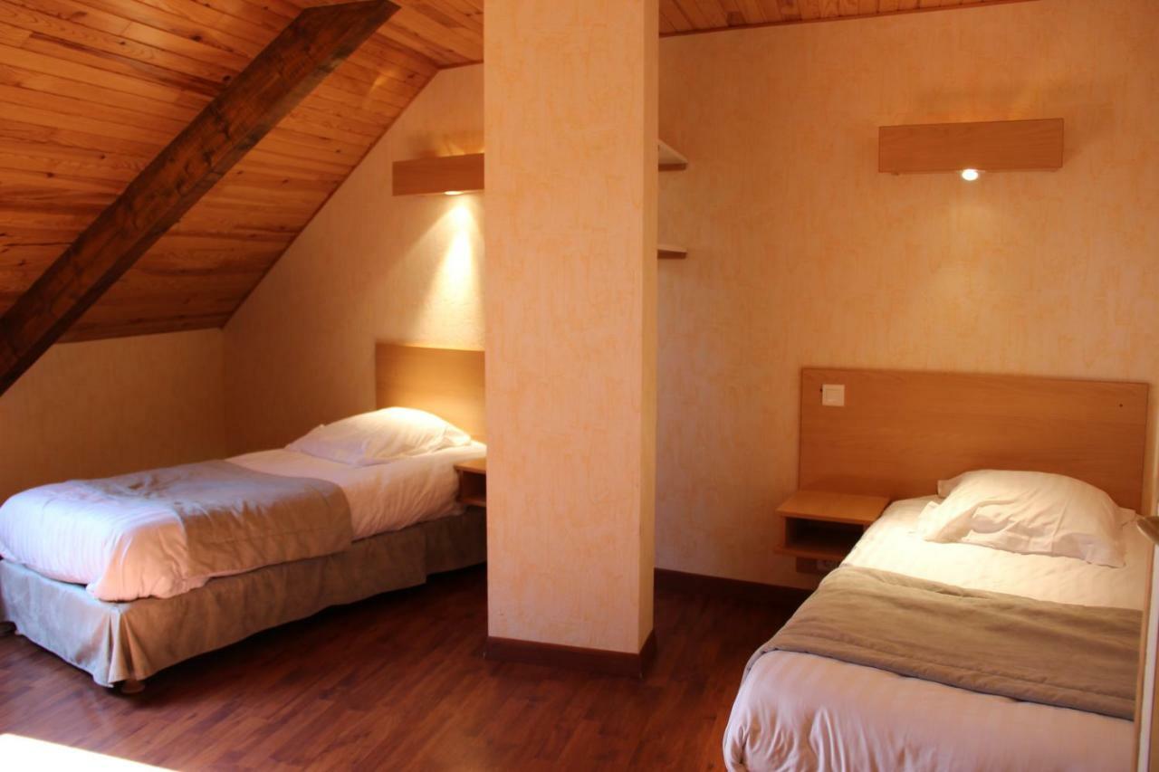 Hotel Restaurant Logis La Meridienne Anglards-de-Saint-Flour Kültér fotó